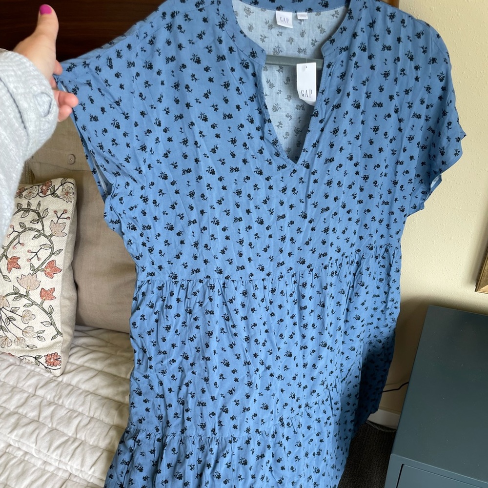 GAP Floral swing dress